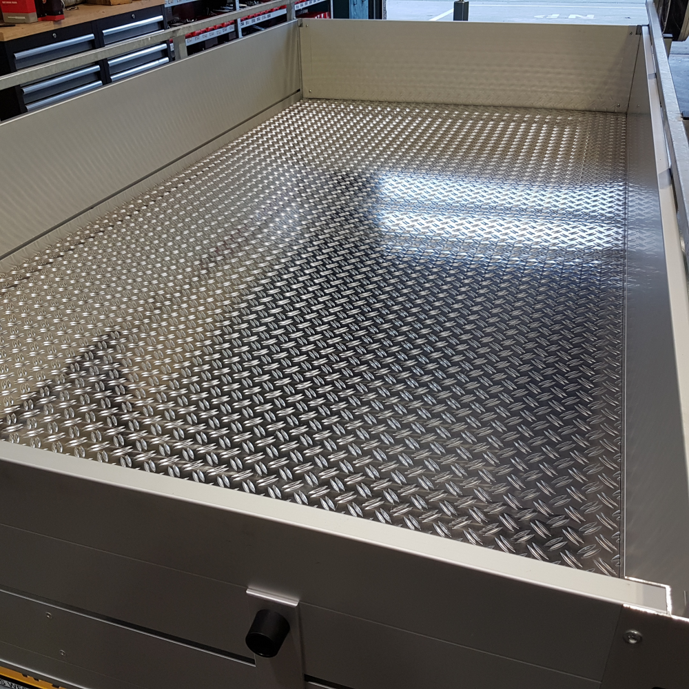 BSX aluminium traanplaat op de vloer