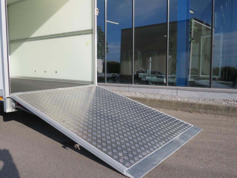 Oprijklep ipv deuren 