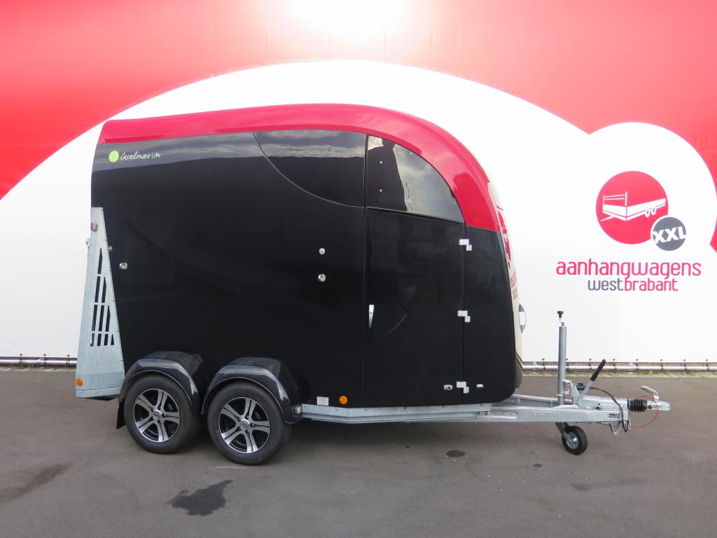 Careliner M 2-paards trailer geremd