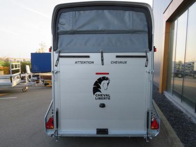 Cheval Liberte Gold Two Touring 2-paards trailer met zadelkamer