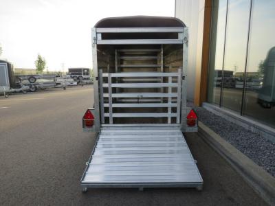 Ifor-Williams P8G Veetrailer enkelas 244x121x153cm 1400kg