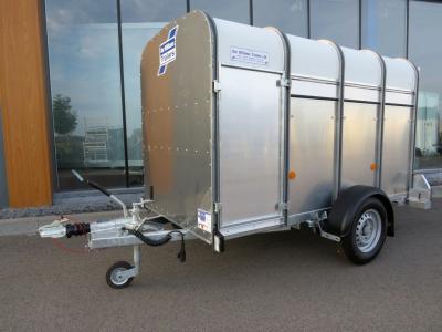 Ifor-Williams P8G Veetrailer enkelas 244x121x153cm 1400kg