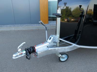 Easyline Gesloten aanhangwagen enkelas 300x151x170cm 1300kg VolPoly