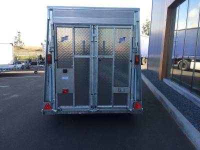 Ifor-Williams Boxvan BV125 Gesloten aanhangwagen tandemas 364x147x183cm 2700kg