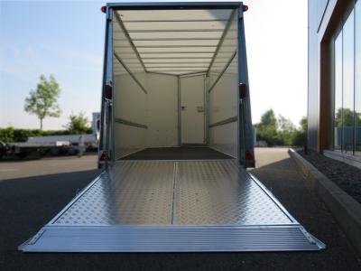 Ifor-Williams Boxvan BV106 Gesloten aanhangwagen tandemas 303x173x214cm 3500kg