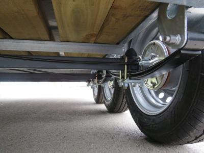 Ifor-Williams TA510 Veetrailer tridemas  dubbeldeks 427x178x183cm 3500kg
