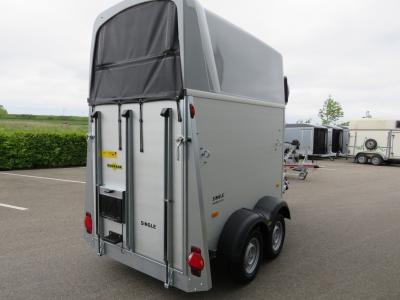 Humbaur Single ALU 1,5-paards trailer met zadelkamer