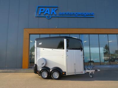 Ifor-Williams HBX 403 1,5-paards trailer met vooruitloop