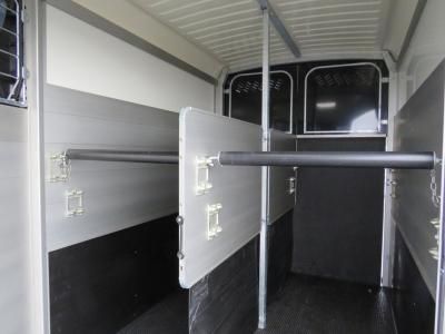 Ifor-Williams HBX 511 2-paards trailer  met zadelkamer