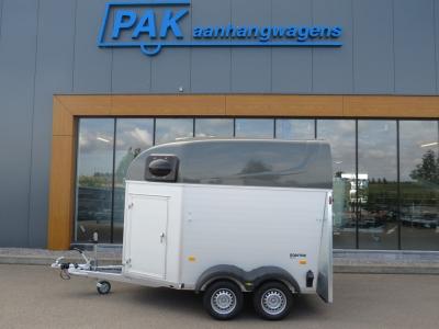 Humbaur Equitos ALU 2-paards trailer  met zadelkamer