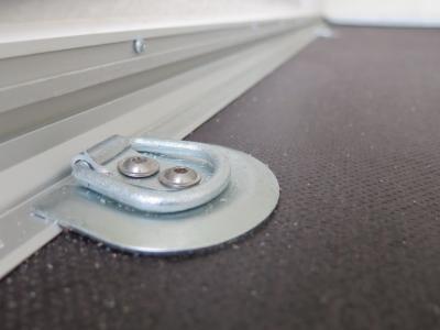 Easyline Gesloten aanhangwagen enkelas 300x151x170cm 1300kg VolPoly
