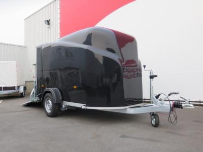 Easyline Gesloten aanhangwagen enkelas 300x151x170cm 1300kg VolPoly
