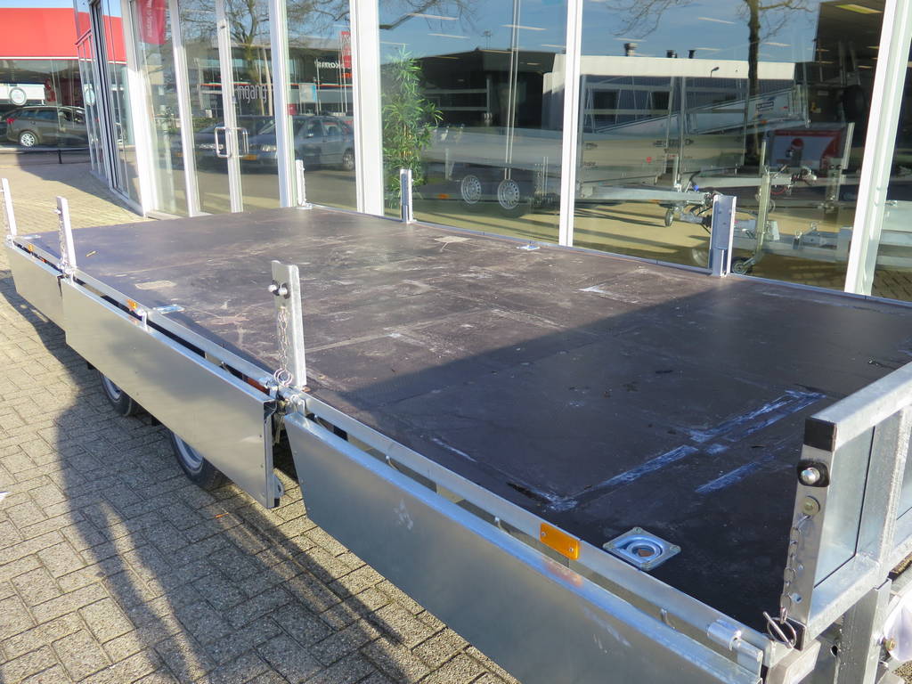 Concentratie Confronteren scheidsrechter Ifor Williams plateauwagen 547x225cm 3500kg kopen