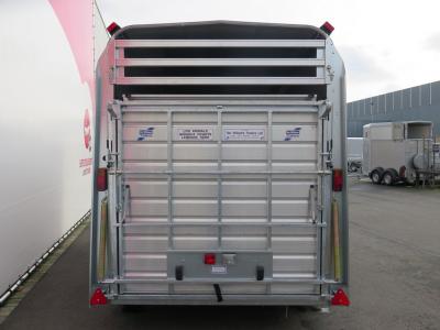 Ifor-Williams TA510 Veetrailer tridemas  dubbeldeks 427x178x213cm 3500kg