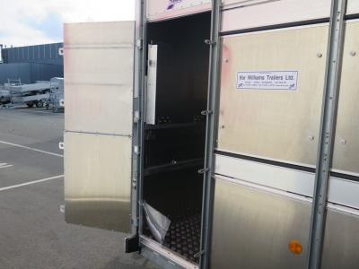 Ifor-Williams TA510 Veetrailer tridemas  dubbeldeks 427x178x213cm 3500kg