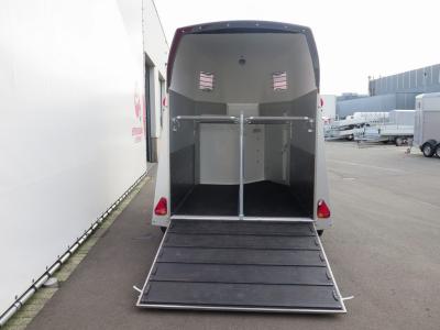 Proline Chamonix 2-paards trailer met zadelkamer