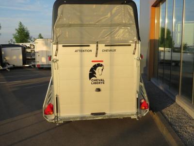 Cheval Liberte Hippo 2-paards koetstrailer