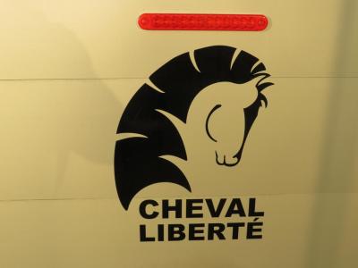 Cheval Liberte Hippo 2-paards koetstrailer met zadelkamer