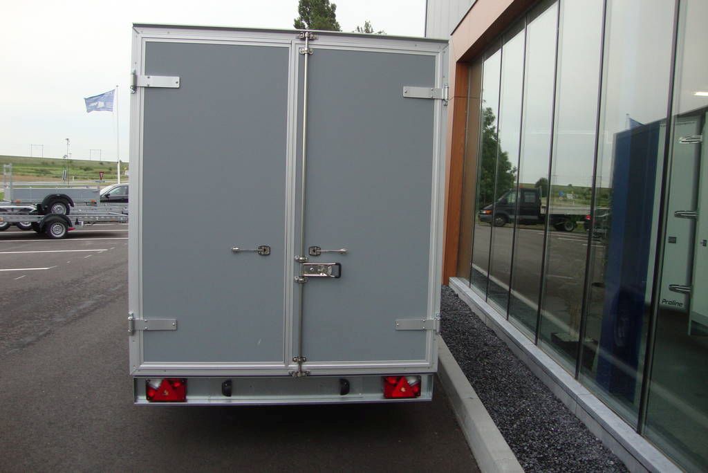 Proline sandwich Gesloten aanhangwagen tandemas 426x204x190cm 2850kg geremd, foto 5 van 6